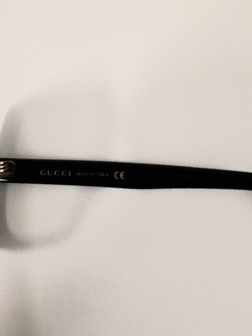 Gucci Women’s Sunglasses GG0418S-001-54 – New in Box - Picture 6 of 8